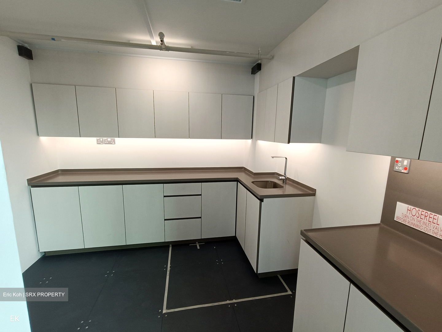 Hub Synergy Point (D2), Office #451291171